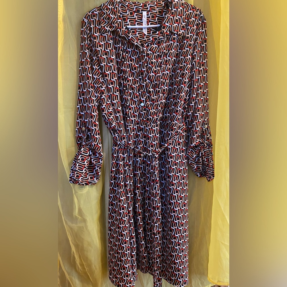 NY Collection Woman 3x. New without tags. Pretty geometric design.